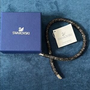 Swarovski Black choker, 16 inches. Magnet clasp.